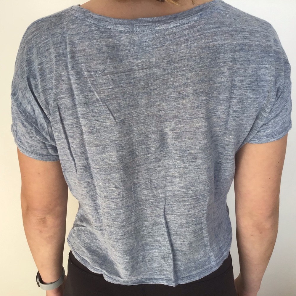 😎Short Sleeve Cropped Tee - Picture 2 of 5